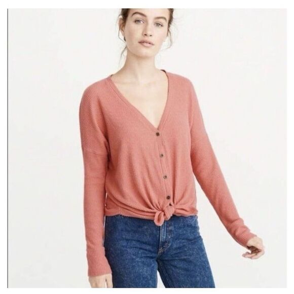 ✨ABERCROMBIE & FITCH Pink Front Tie Sz Medium Top Thermal✨ - Picture 2 of 7